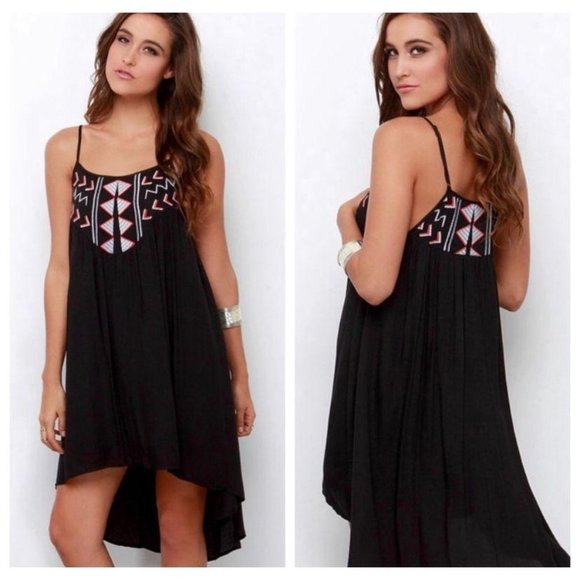 BB Dakota Dresses & Skirts - BB Dakota Kase Black Embroidered High-Low Dress XS